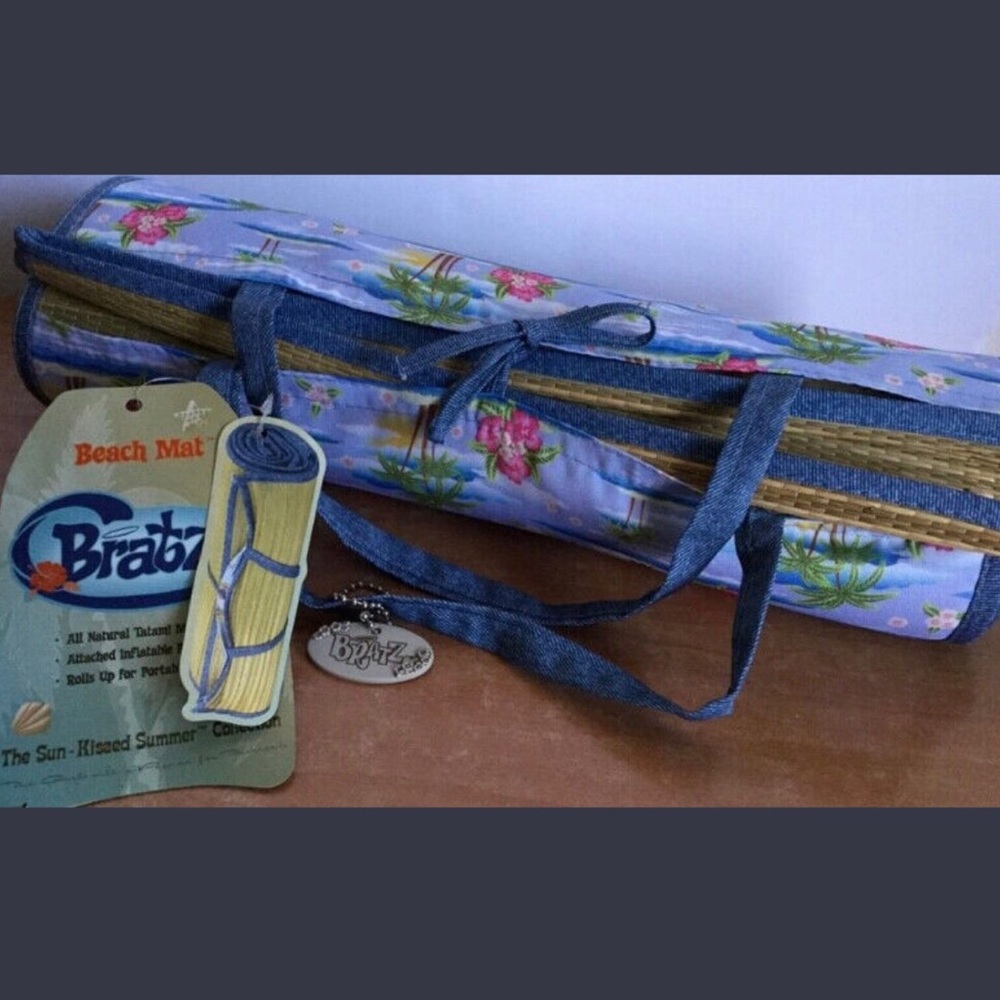 BRATZ summer Beach tatami mat NWT